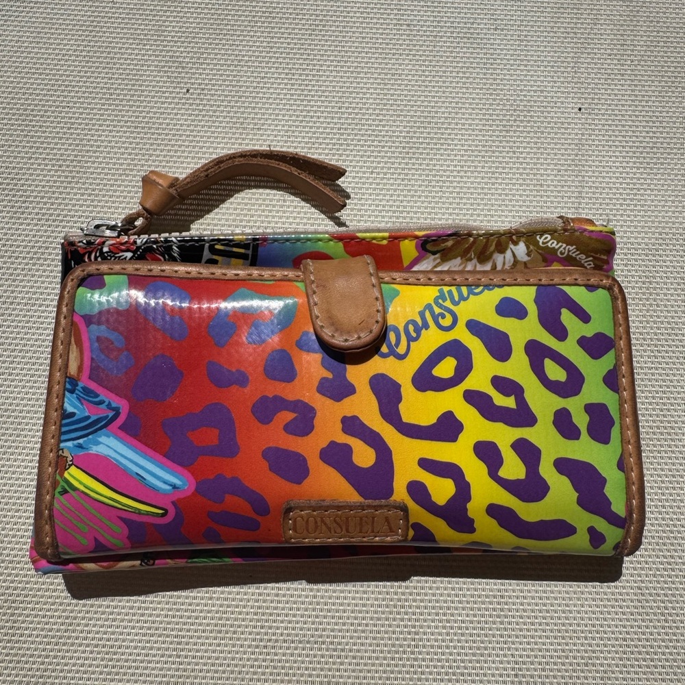 Consuela Cami slim wallet